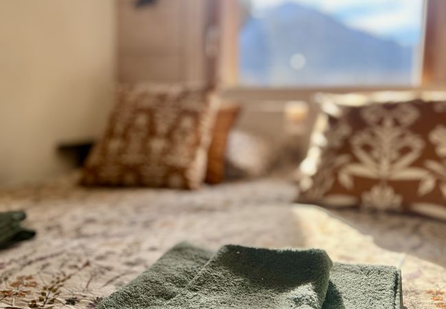 Apartment in Chamonix-Mont-Blanc - Le Refuge Apartment in Chamonix-Mont-Blanc - Le Refuge