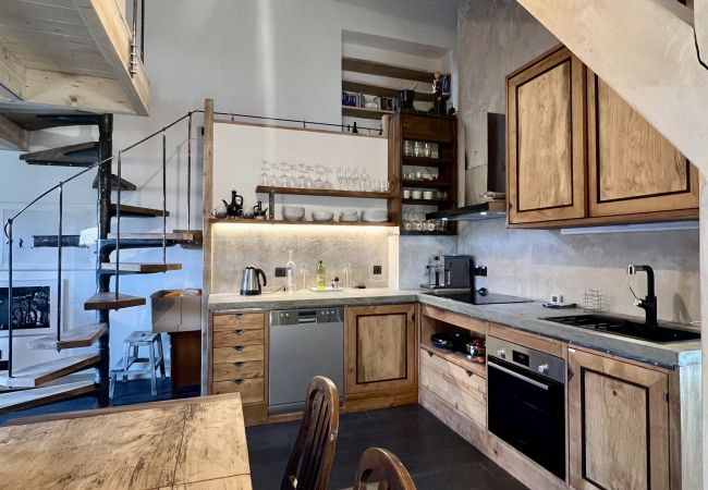 Apartment in Chamonix-Mont-Blanc - Le Refuge Apartment in Chamonix-Mont-Blanc - Le Refuge