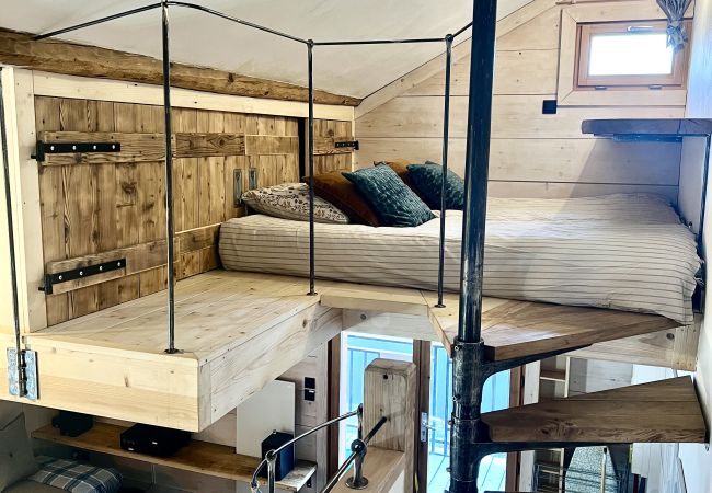 Apartment in Chamonix-Mont-Blanc - Le Refuge Apartment in Chamonix-Mont-Blanc - Le Refuge