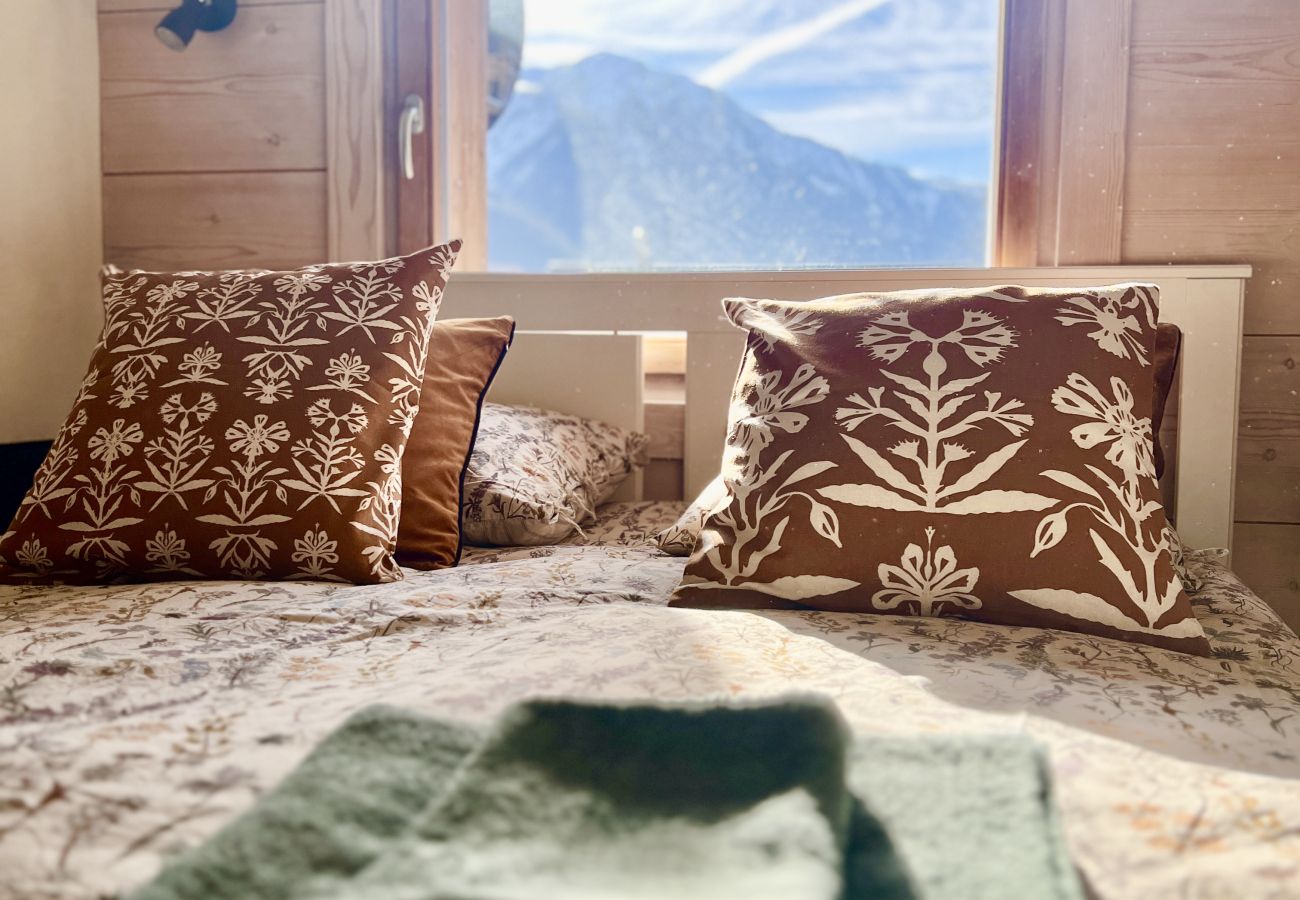 Apartment in Chamonix-Mont-Blanc - Le Refuge Apartment in Chamonix-Mont-Blanc - Le Refuge