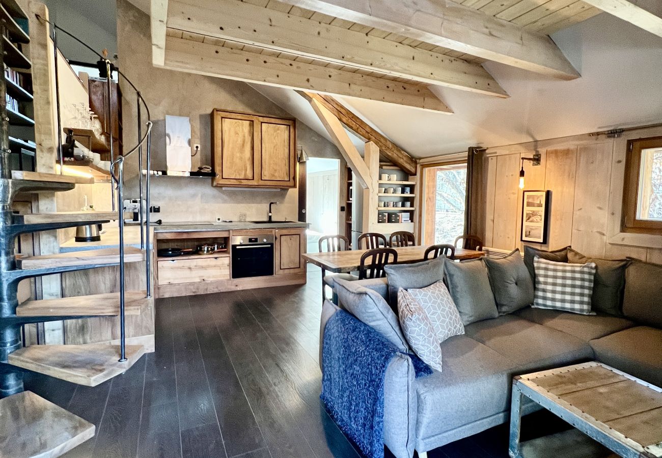 Apartment in Chamonix-Mont-Blanc - Le Refuge Apartment in Chamonix-Mont-Blanc - Le Refuge