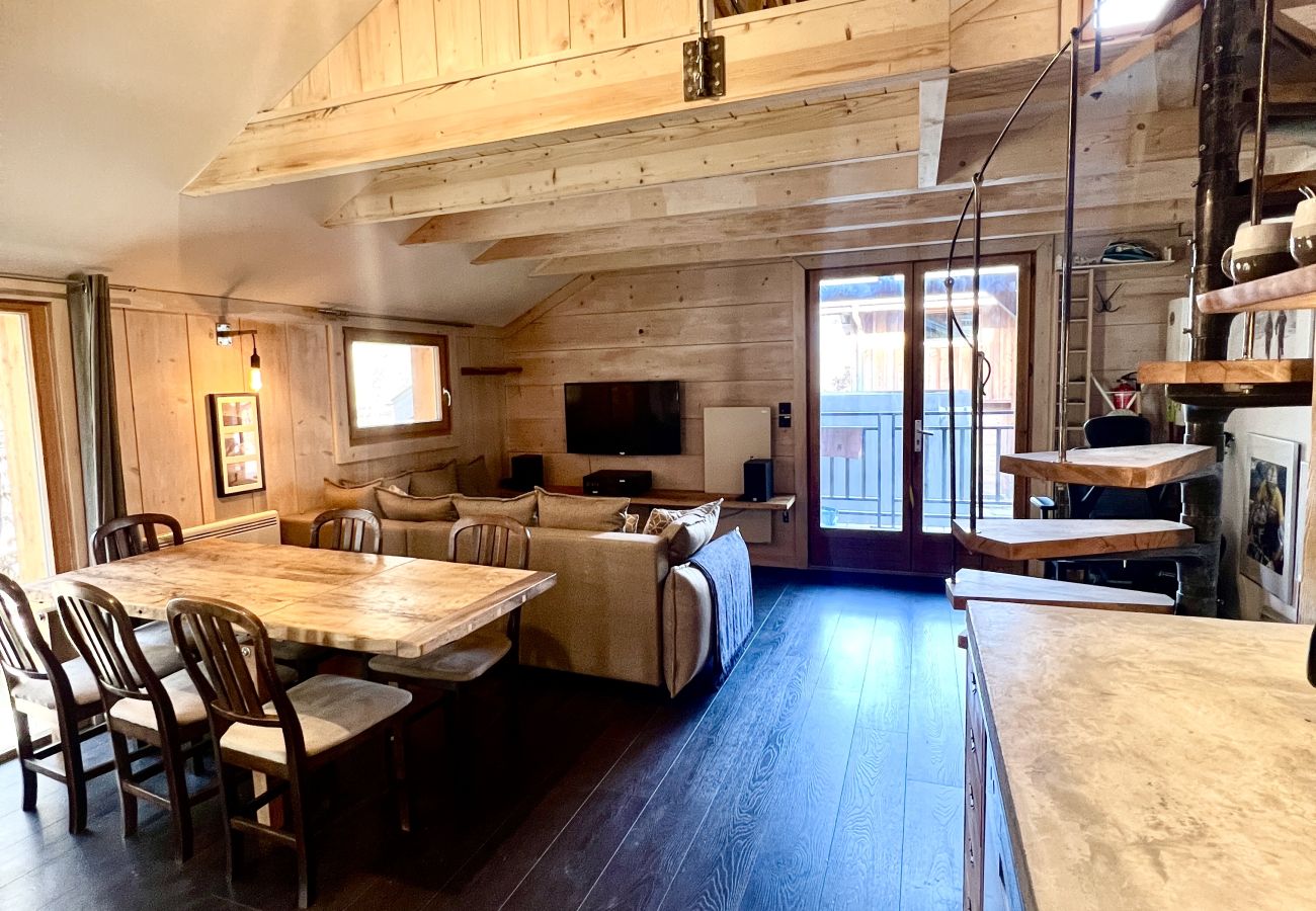 Apartment in Chamonix-Mont-Blanc - Le Refuge Apartment in Chamonix-Mont-Blanc - Le Refuge